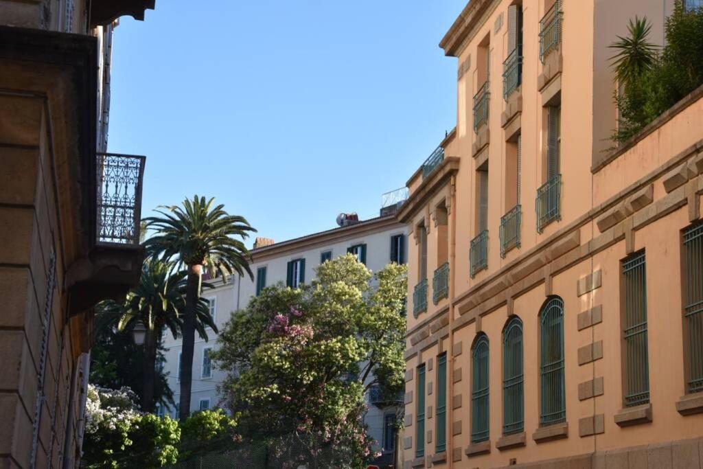 Appartement Plein De Charme - Ajaccio Hyper Centre מראה חיצוני תמונה